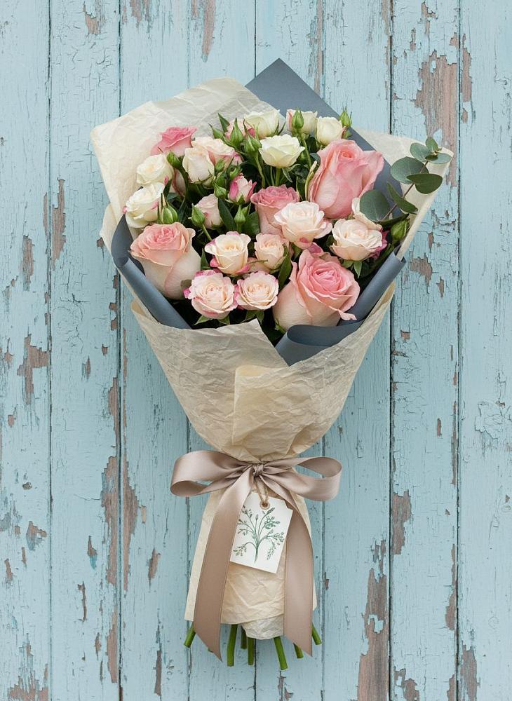 Букет цветов из: Розы в Камское Устье