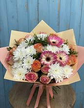 Букет цветов из:  Розы, Герберы и Хризантемы в Камское Устье
