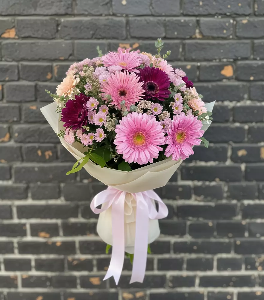 Букет цветов из: Герберы и Хризантемы в Камское Устье