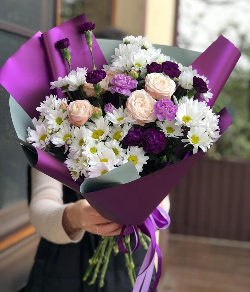 Букет цветов из: Хризантемы, Гвоздики и Розы в Камское Устье