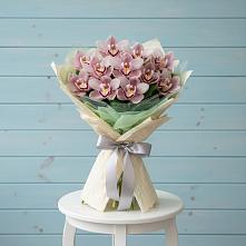 Букет цветов из:  Орхидеи и Розы #REPLACE_PRED# Камское Устье