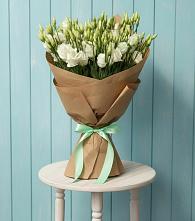 Букет цветов из:  Лизиантусы в Камское Устье