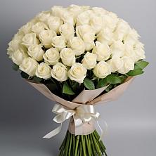 Букет 101 беля роза Белоснежка в Камское Устье