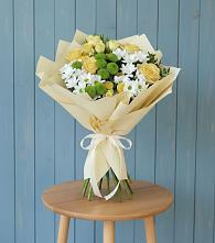 Букет цветов из:  Хризантемы и Розы в Камское Устье