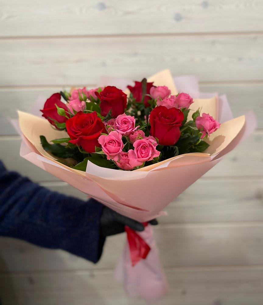 Букет цветов из: Розы в Камское Устье