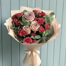 Букет цветов из:  Гвоздики и Розы в Камское Устье