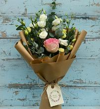 Букет цветов из:  Розы и Лизиантусы #REPLACE_PRED# Камское Устье